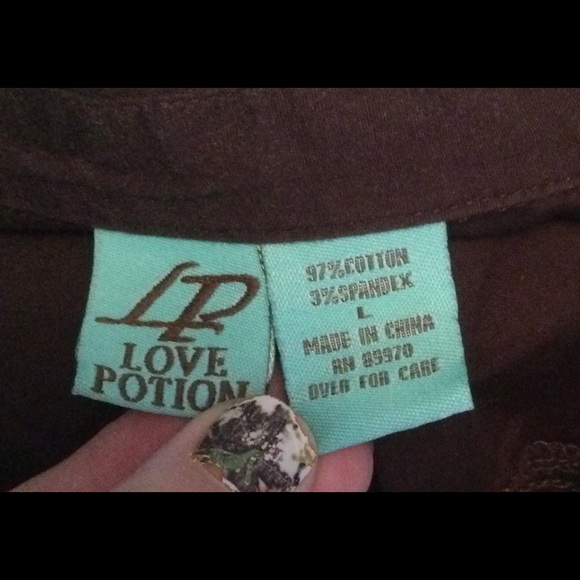 Love Potion 3/4 blouse. - Picture 2 of 4